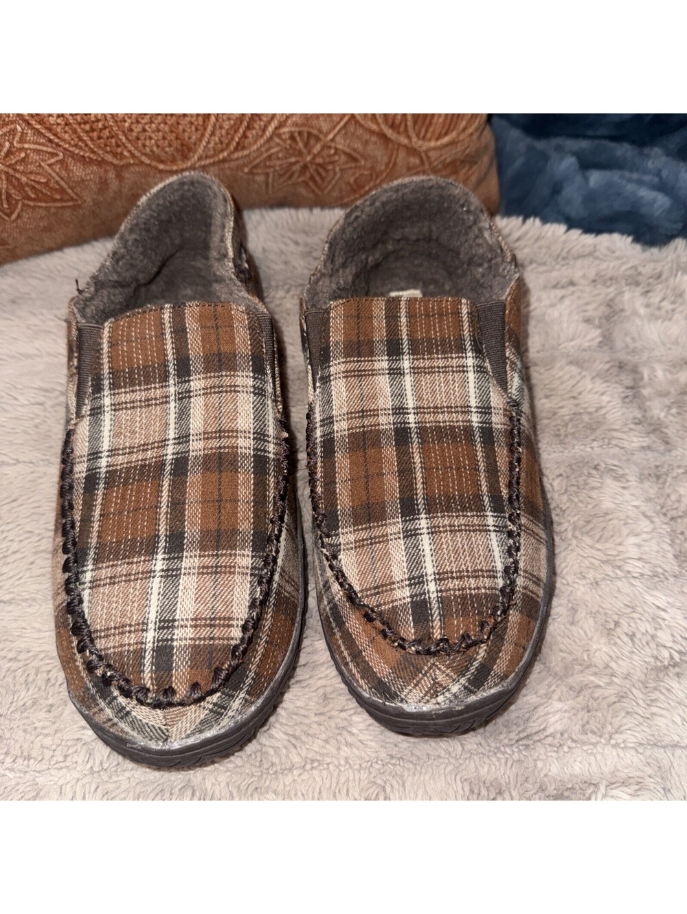 Men's Staheekum Curbside Flannel Slippers Size 10 NEW!